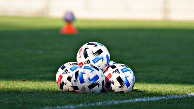 CAMP D'ÉTÉ "FOOTMANIA"