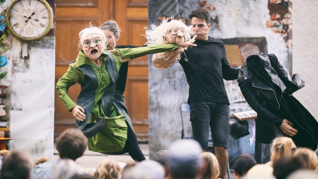 Spectacle "Chez toi, chez moi" (Cie Les Malles)